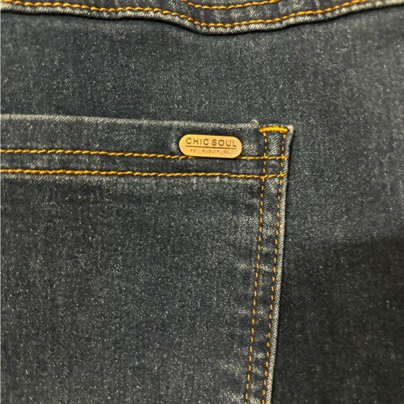 Chic Soul jeans. 3X, stretchy denim. Worn twice. Super cute on. Plus size EUC - Picture 10 of 12